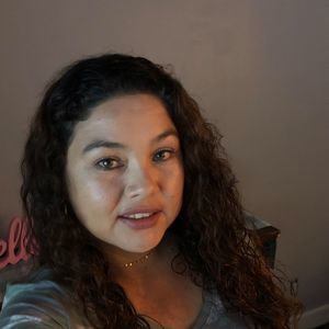 Meet your Posher, Lidia